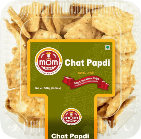 A packet of Chat Papdi from Mom Made of 300g